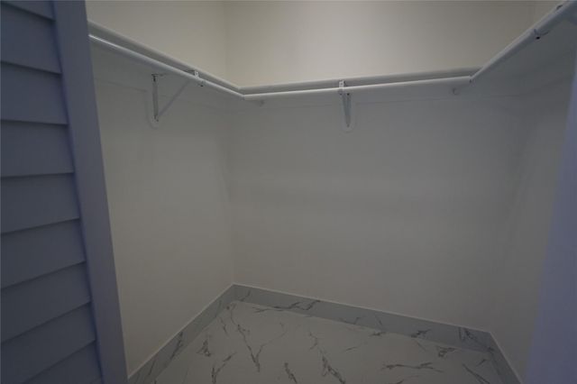 1035 W 77th St 208, Hialeah, FL 33014