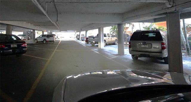 1035 W 77th St 208, Hialeah, FL 33014