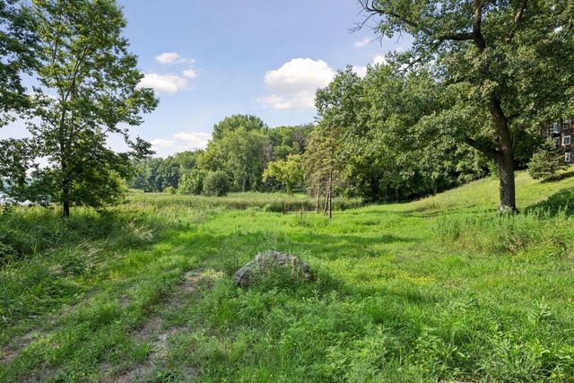 365 W Lake Street, Orono, MN 55356
