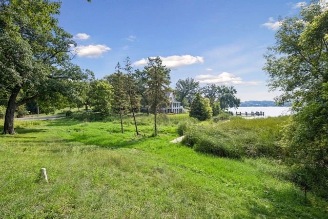 365 W Lake Street, Orono, MN 55356
