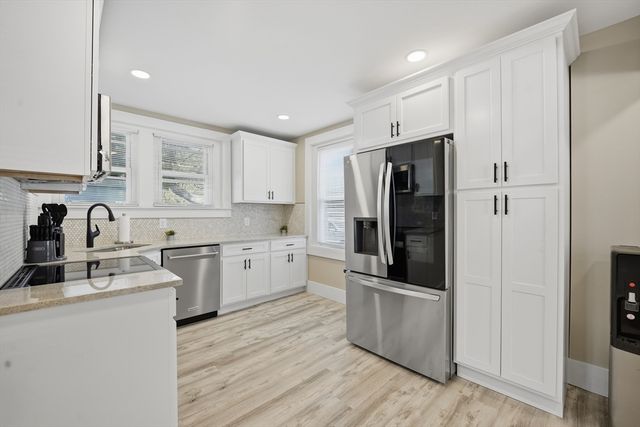 3076 Boston Rd, Wilbraham, MA 01095