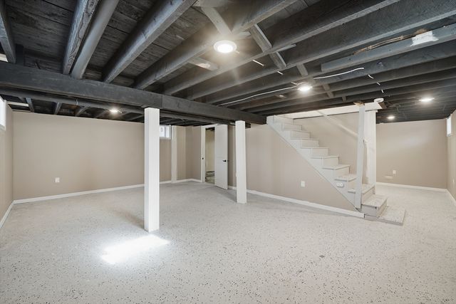 3076 Boston Rd, Wilbraham, MA 01095