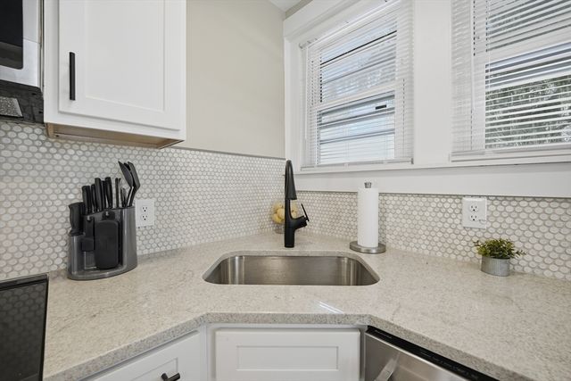 3076 Boston Rd, Wilbraham, MA 01095