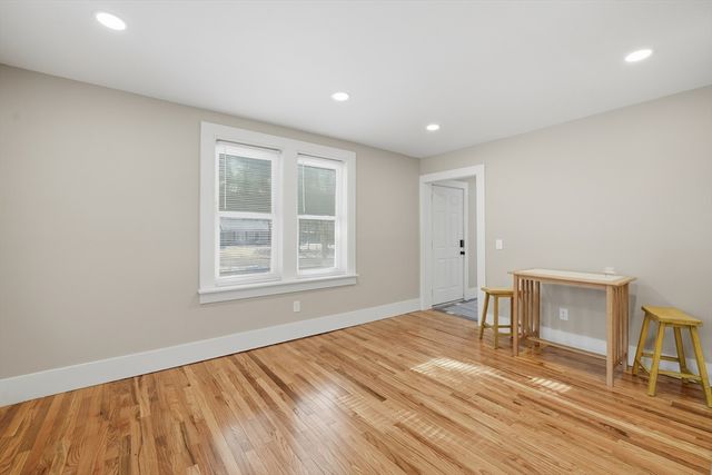 3076 Boston Rd, Wilbraham, MA 01095