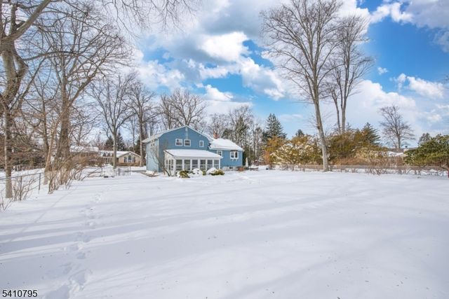 5 Beechwood Dr, Roxbury Twp., NJ 07876