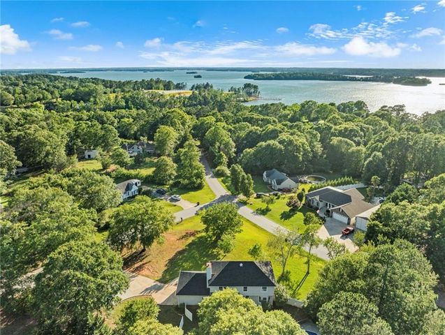 612 Walnut Way, Anderson, SC 29626