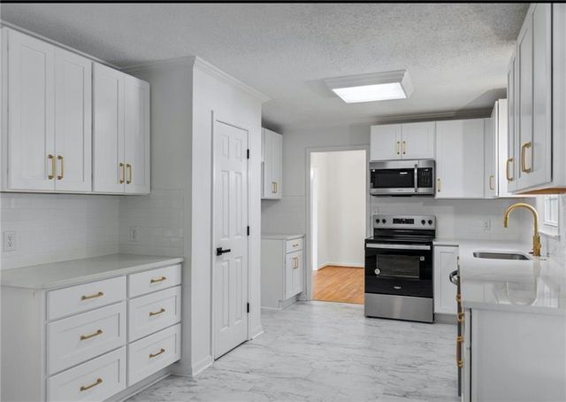 612 Walnut Way, Anderson, SC 29626
