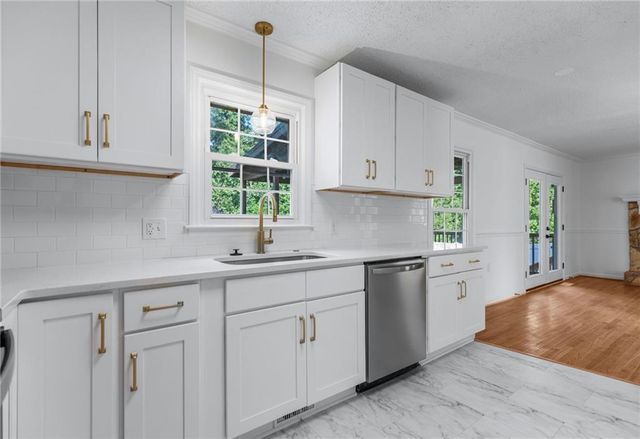 612 Walnut Way, Anderson, SC 29626