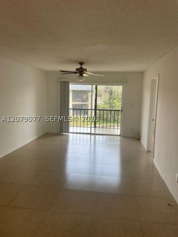 8020 N Colony Cir N 202, Tamarac, FL 33321