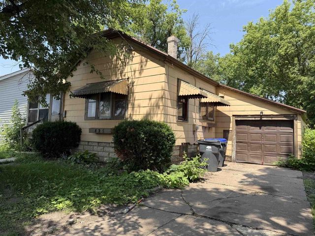 425 MONROE STREET, Neenah, WI 54956