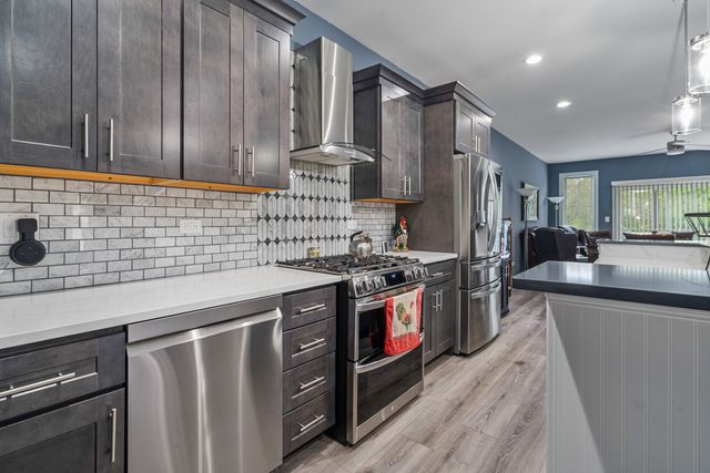 574 Prairie Crossing Drive, New Lenox, IL 60451