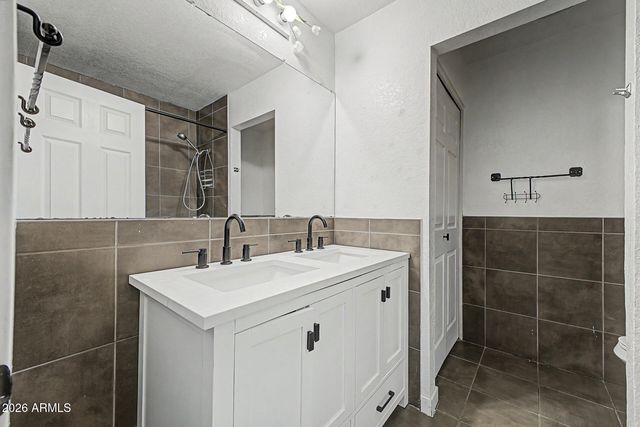 16041 N 31ST Street 22, Phoenix, AZ 85032