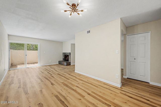 16041 N 31ST Street 22, Phoenix, AZ 85032