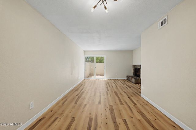 16041 N 31ST Street 22, Phoenix, AZ 85032