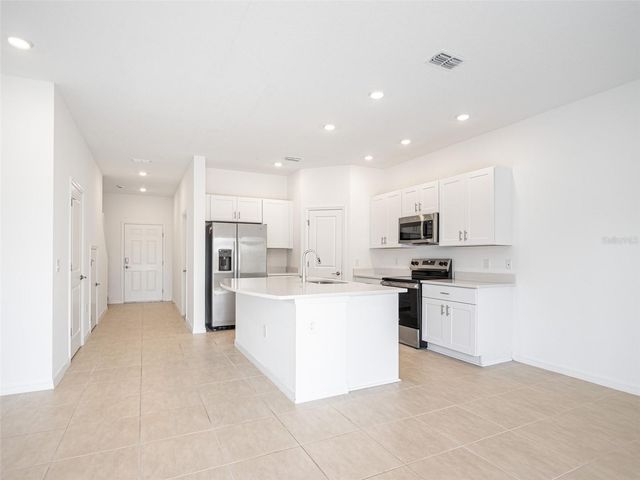 5140 QUAKERS PLACE, St Cloud, FL 34769