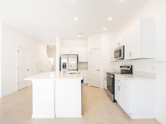 5140 QUAKERS PLACE, St Cloud, FL 34769