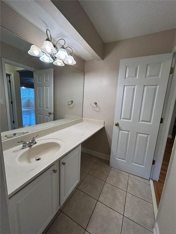 1016 Wingate Way, Sandy Springs, GA 30350