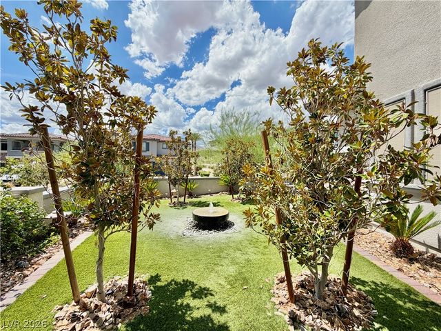272 Highspring Street, Las Vegas, NV 89138