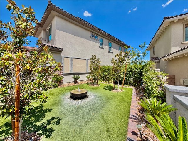 272 Highspring Street, Las Vegas, NV 89138