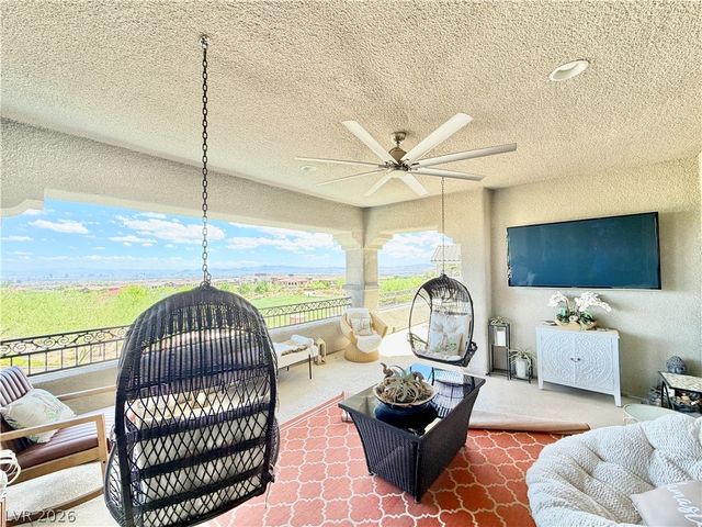 272 Highspring Street, Las Vegas, NV 89138