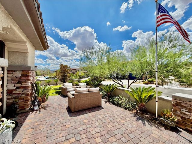 272 Highspring Street, Las Vegas, NV 89138