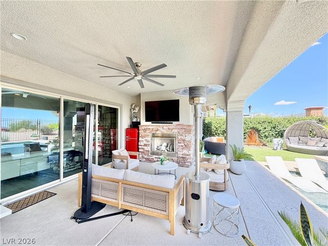 272 Highspring Street, Las Vegas, NV 89138