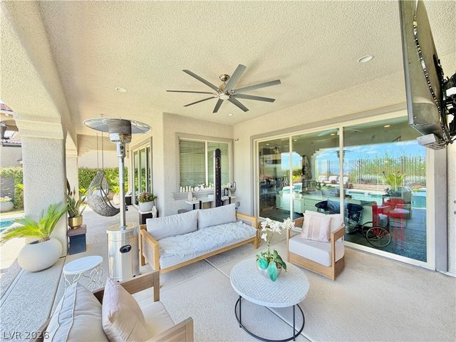 272 Highspring Street, Las Vegas, NV 89138
