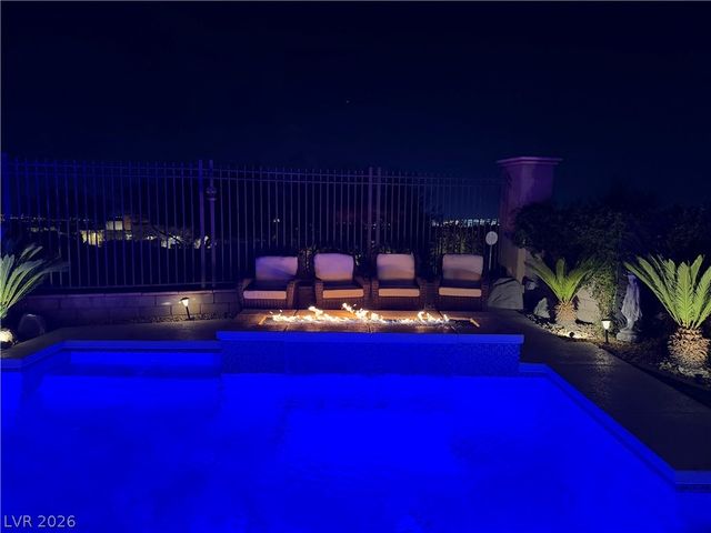 272 Highspring Street, Las Vegas, NV 89138
