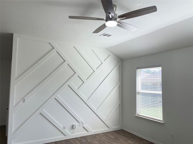 9216 NW 71st Street, Yukon, OK 73099