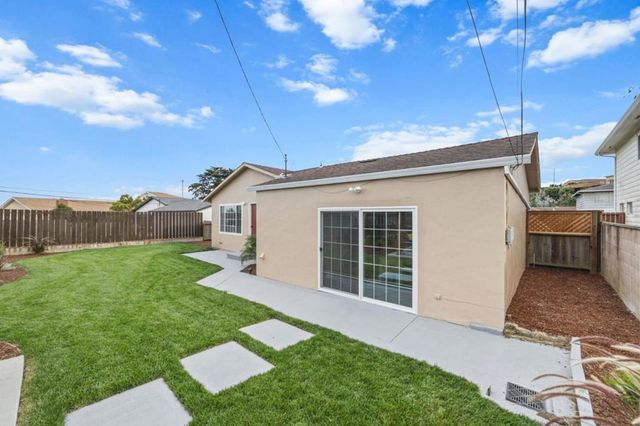 2700 Rollingwood Drive, San Bruno, CA 94066