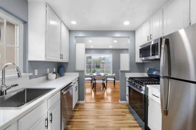 2700 Rollingwood Drive, San Bruno, CA 94066