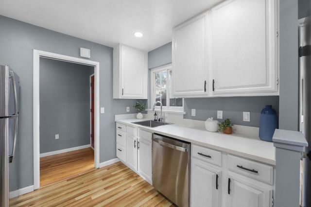2700 Rollingwood Drive, San Bruno, CA 94066