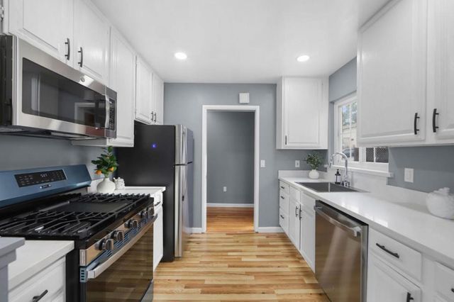 2700 Rollingwood Drive, San Bruno, CA 94066
