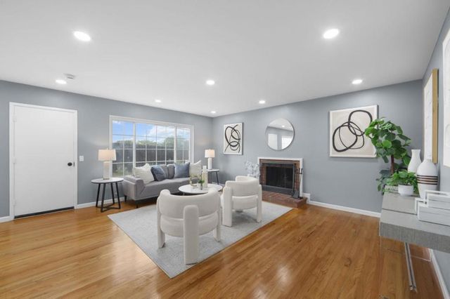 2700 Rollingwood Drive, San Bruno, CA 94066