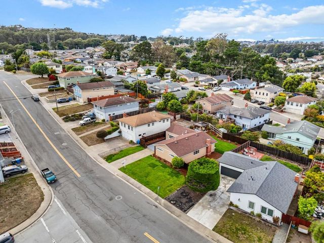 2700 Rollingwood Drive, San Bruno, CA 94066