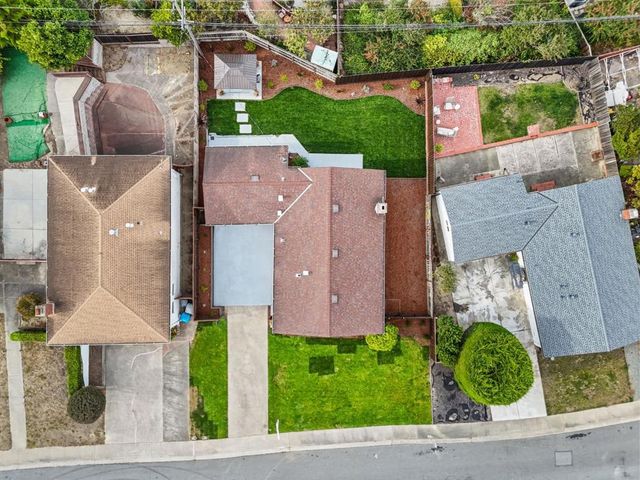 2700 Rollingwood Drive, San Bruno, CA 94066
