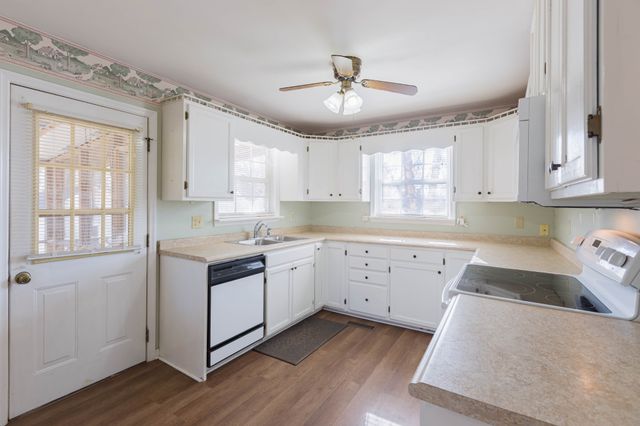 2541 Spring St, Pleasant View, TN 37146