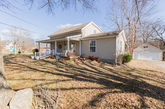 2541 Spring St, Pleasant View, TN 37146