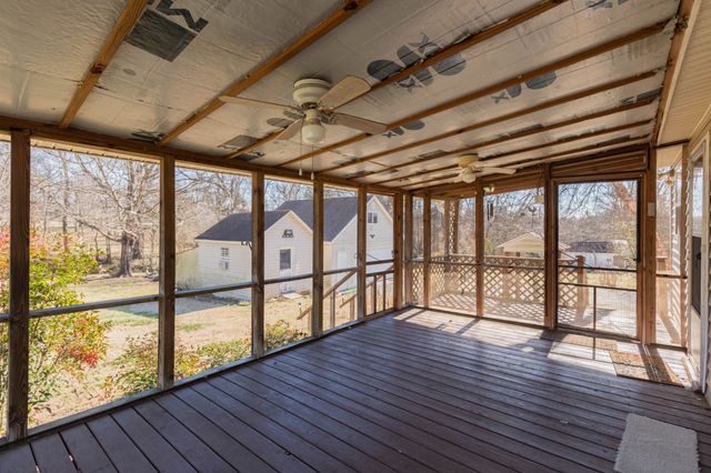 2541 Spring St, Pleasant View, TN 37146