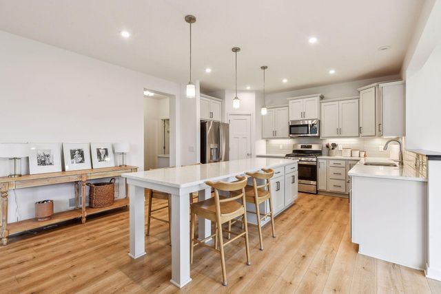 146 Maple Terrace, Waconia, MN 55387