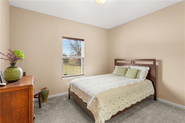 2705 S Haden Court, Independence, MO 64055