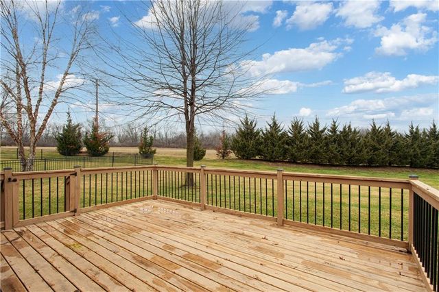 2705 S Haden Court, Independence, MO 64055