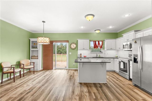 2705 S Haden Court, Independence, MO 64055