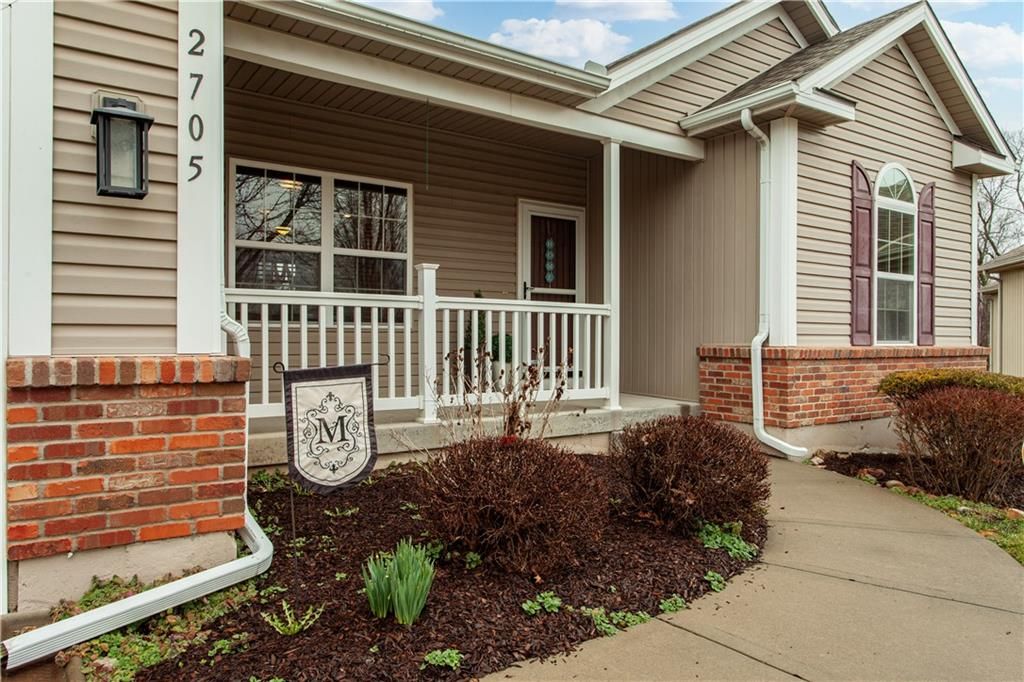 2705 S Haden Court, Independence, MO 64055