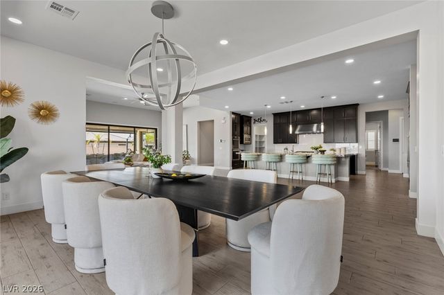 9841 West El Campo Grande Avenue, Las Vegas, NV 89149