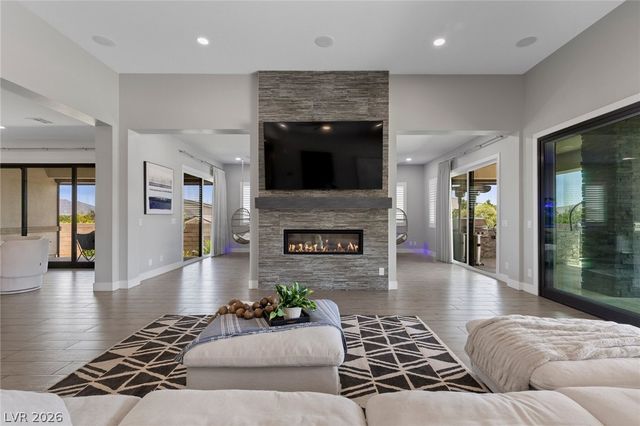 9841 West El Campo Grande Avenue, Las Vegas, NV 89149