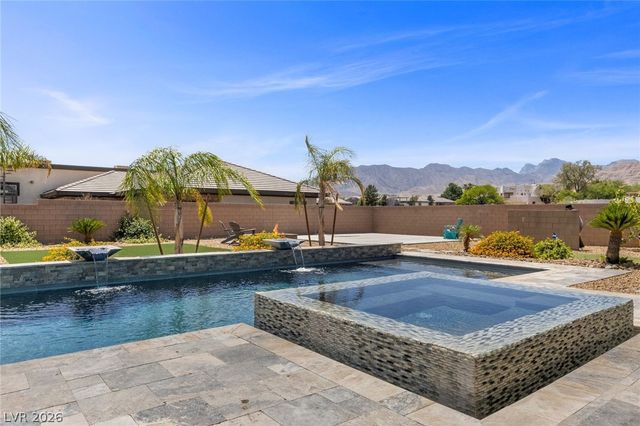 9841 West El Campo Grande Avenue, Las Vegas, NV 89149