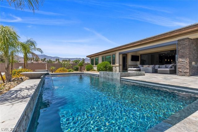 9841 West El Campo Grande Avenue, Las Vegas, NV 89149