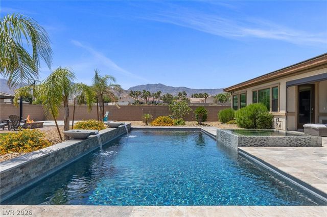 9841 West El Campo Grande Avenue, Las Vegas, NV 89149