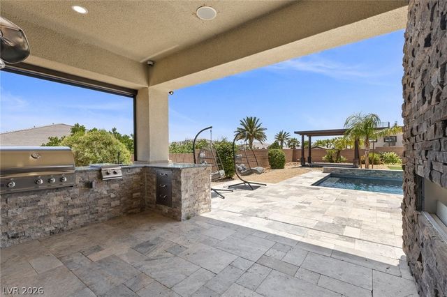 9841 West El Campo Grande Avenue, Las Vegas, NV 89149